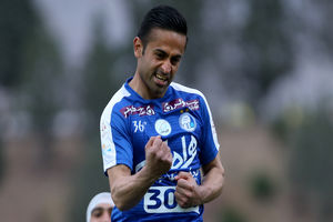 امید ابراهیمی از استقلال جدا شد/ توافق هافبک فصل گذشته استقلال با تیم الاهلى قطر