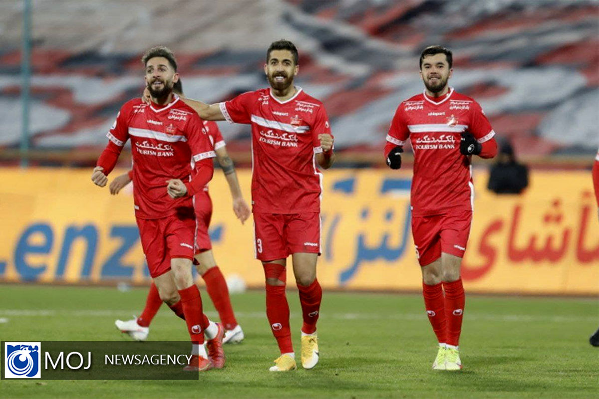 دیدار تیم های فوتبال پرسپولیس و فولاد خوزستان