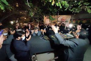 اهالی روستای «ایرا» با علامه حسن زاده آملی وداع کردند