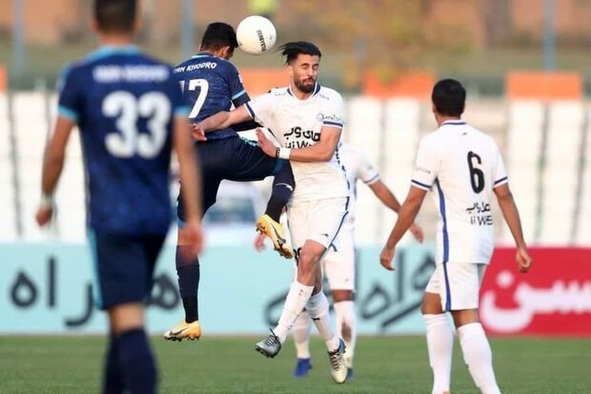 بازی استقلال و پیکان