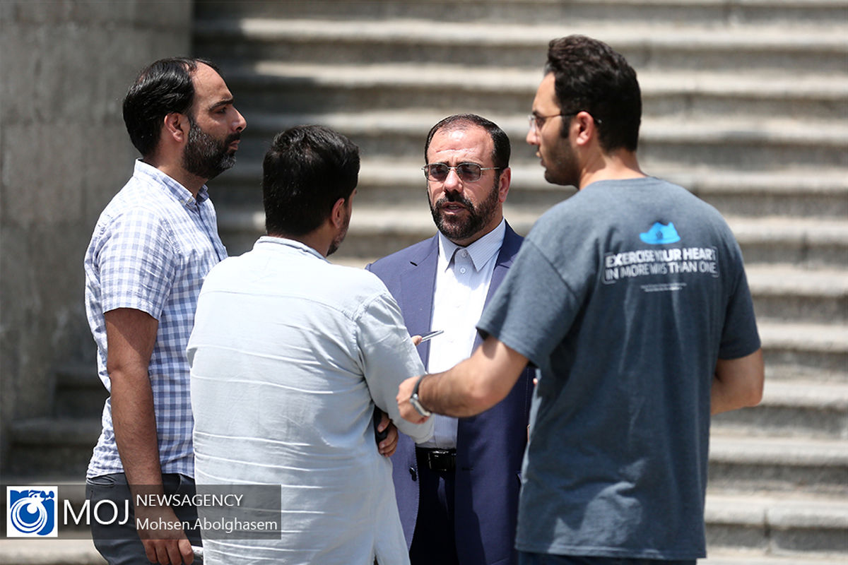 حاشیه جلسه هیات دولت - ۲۶ تیر ۱۳۹۸