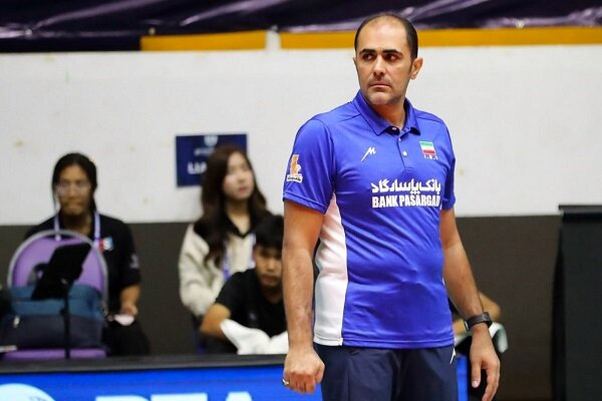 آرش صادقیانی، سرمربی تیم ملی والیبال مردان زیر ۱۶ سال 