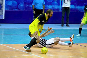 برگزاری مسابقات فوتسال پیشکسوتان مشهد به مناسبت دهه فجر 