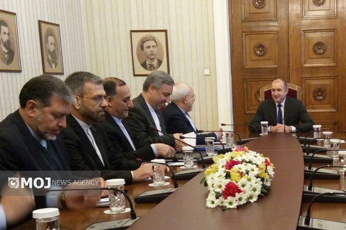 ظریف11