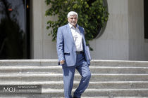 پاسخ جالب وزیر علوم درباره ماندن در کابینه