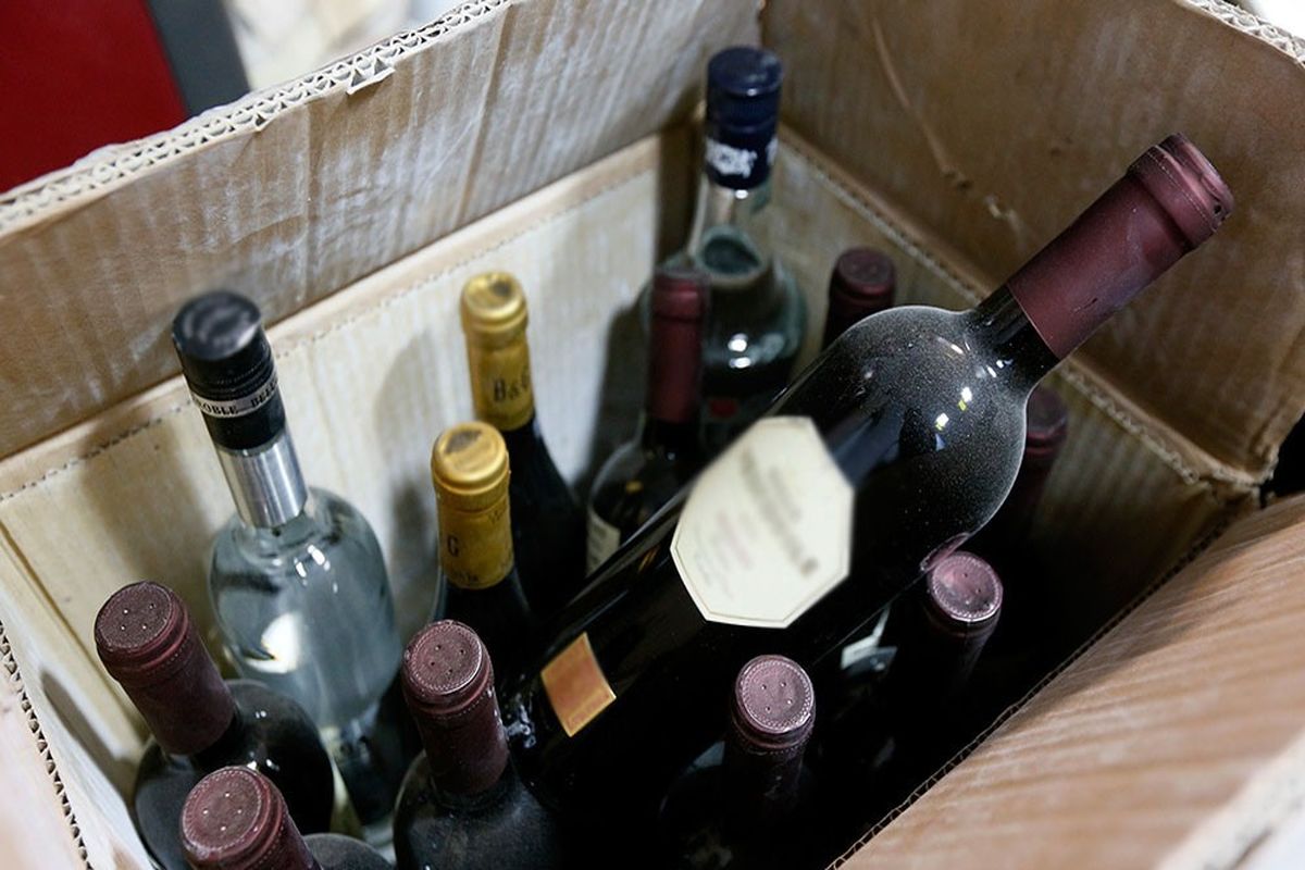 کشف محموله بزرگ مشروبات الکلی خارجی