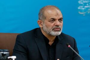 معلمان و کارگران تجلی حرکت، حیات و تعالی انسان هستند