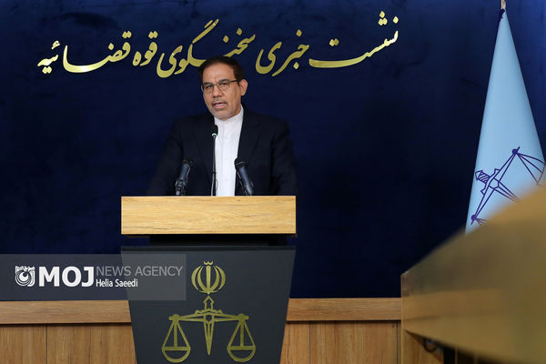 کاهش اطلاع‌رسانی به معنای توقف مبارزه با فساد نیست