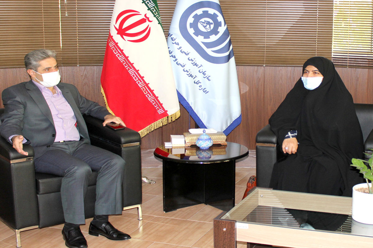 پروین صالحی