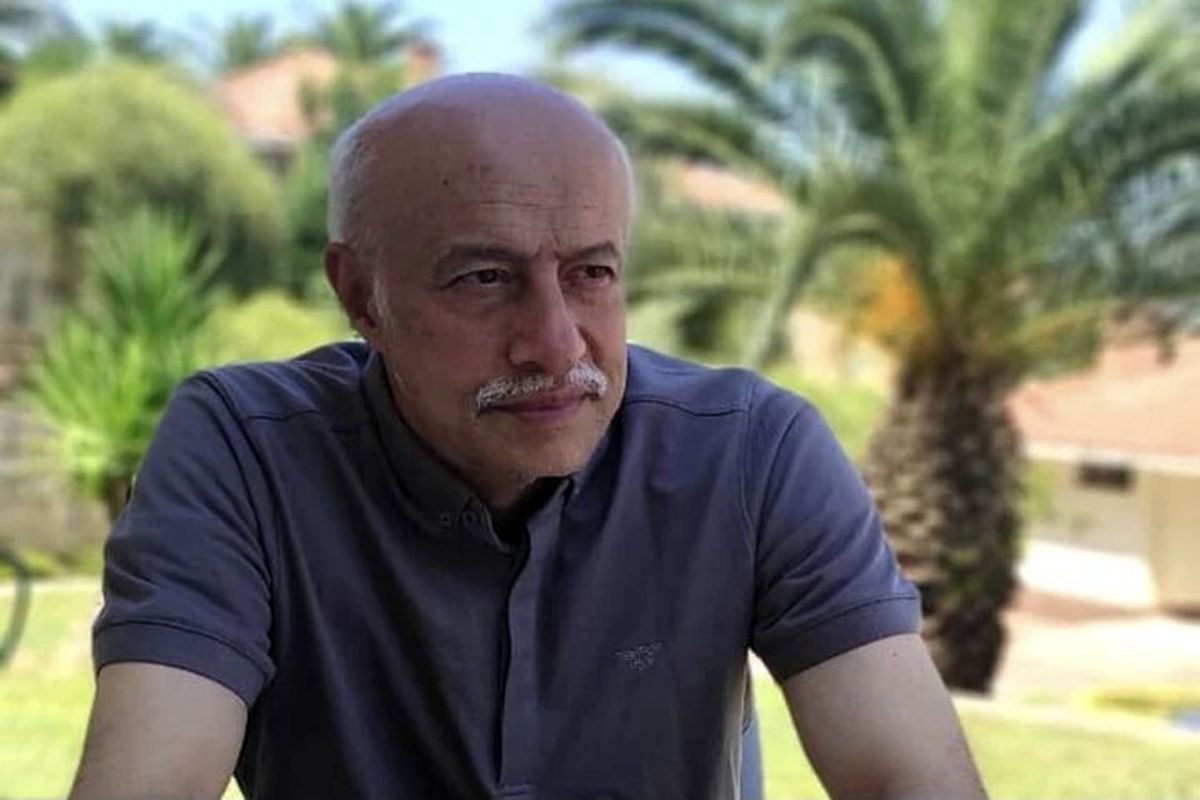 حسن خادم
