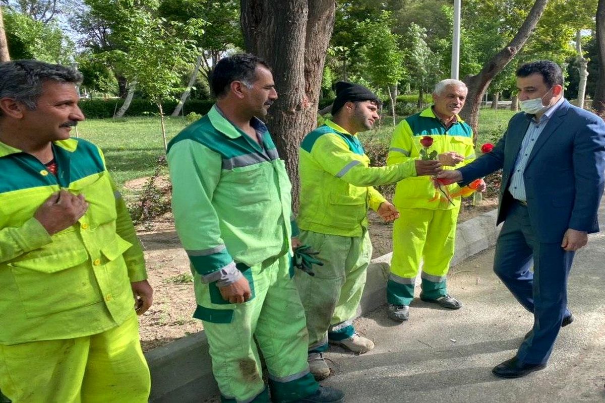 پیام تبریک شهردار منطقه 10 به کارگران