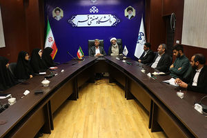 نشست هم‌اندیشی بانوان دانشجوی فعال فرهنگی با مسئولین دانشگاه صنعتی قم