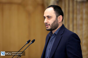 برنامه اصلی دولت تا پایان سال بر مبنای تثبیت بازارها و اصلاح نظام بانکی است