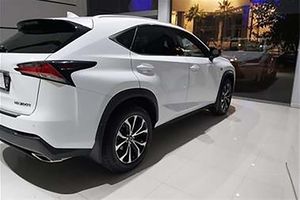 ورود خودروهای سواری عراقی گذر موقت از مرز چذابه شروع شد