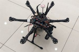 کشف محموله بزرگ بی‌سیم و ریزپرنده قاچاق در گمرک شیو بندرلنگه