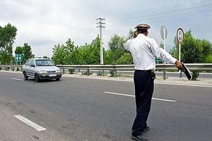 رد پیشنهاد رشوه توسط ماموران وظیفه شناس پلیس راه هرمزگان 