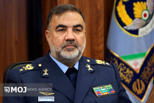 فرمانده نیروی هوایی ارتش از پایگاه شهید حبیبی‌زهام مشهد بازدید کرد