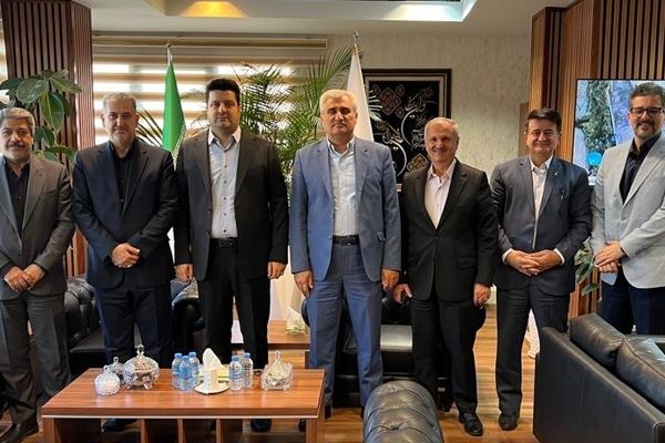 همه بخش‌های صندوق آماده همکاری در کنار بانک سرمایه هستند و افزایش سرمایه این بانک قطعی است