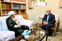 اینکه با بسیاری از کشورها قهر باشیم صحیح نیست