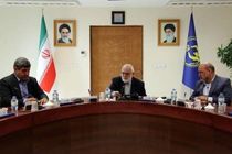 امور مردم باید تا حد ممکن به خود مردم سپرده شود