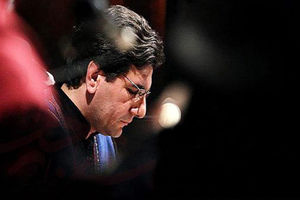 آواز حشمت رجب زاده و گروه هاویر برای مددجویان زندان مرکزی خرم‌آباد