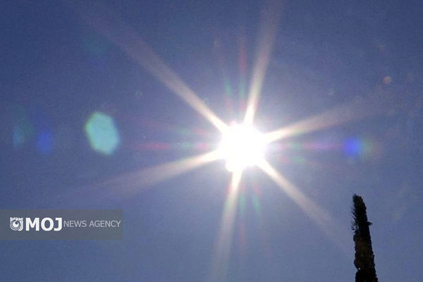 دمای هوای تهران ۱۱ درجه گرم‌تر از شرایط نرمال است