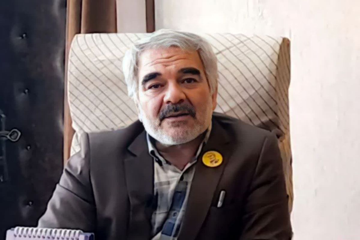 مدیر آموزش و پرورش آران و بیدگل