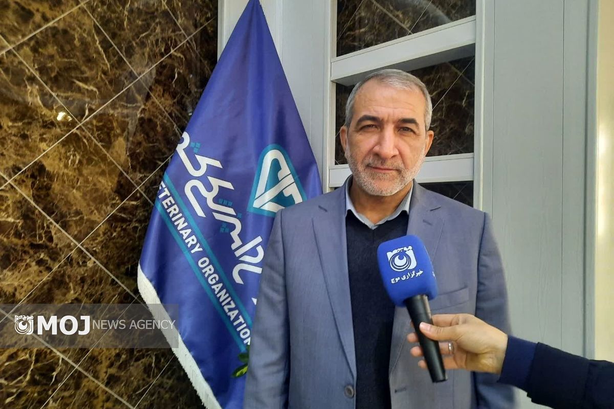 فتاحی مدیر دامپزشکی