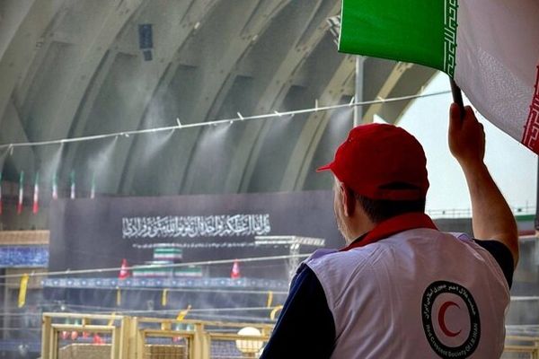 مهم‌ترین دستاورد حضور هلال‌احمر در مراسم بدرقه، آرامش عزاداران است