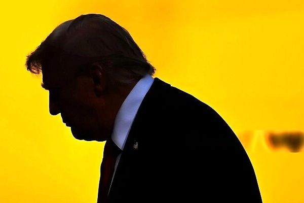 امپراتوری آمریکا با دونالد ترامپ رسما رو به زوال است