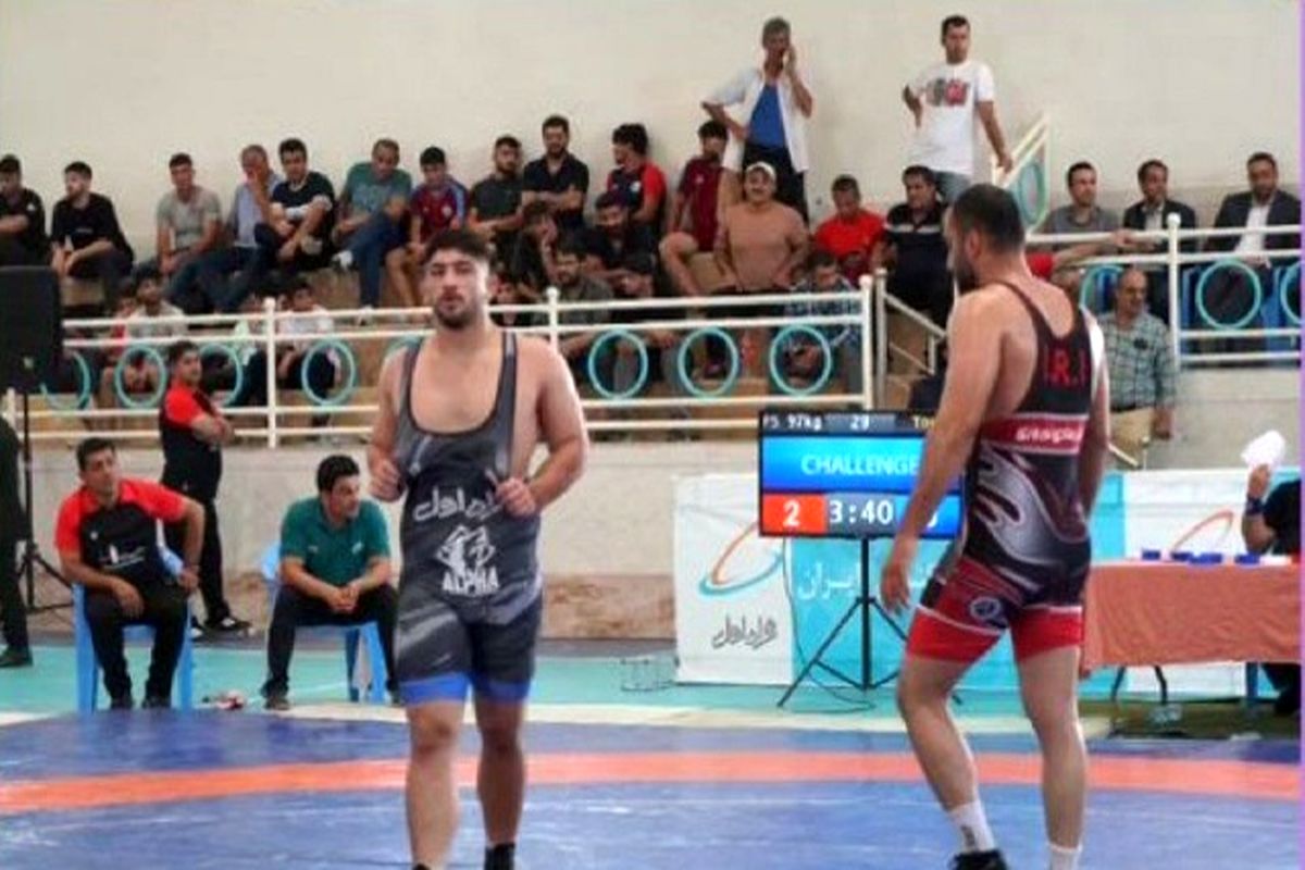 کشتی مرزن آباد