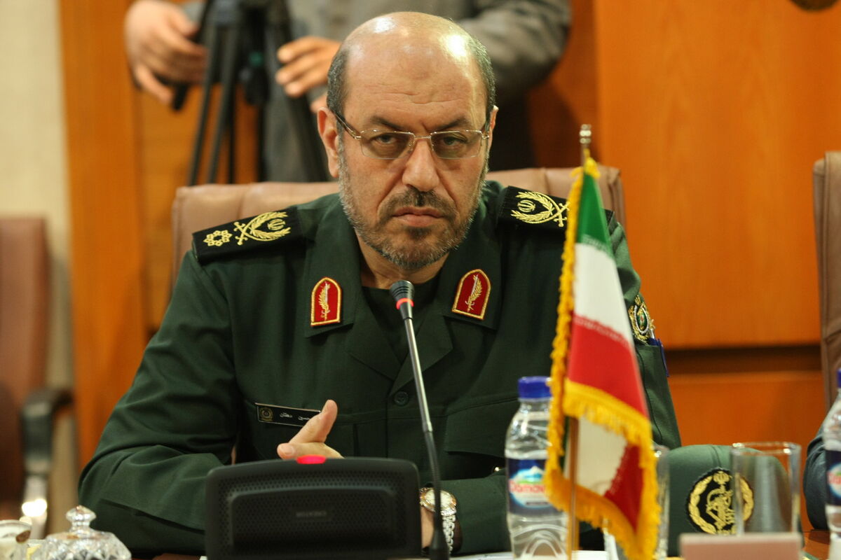 سردار حسین دهقان وزیر دفاع و پشتیبانی  نیروهای مسلح