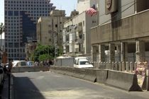 یک تبعه آمریکایی به شعبه سفارت آمریکا در تل‌آویو حمله کرد