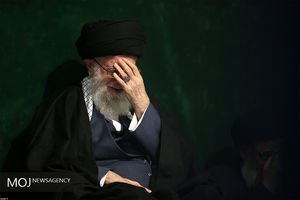 مراسم عزاداری شام شهادت حضرت فاطمه زهرا(س) با حضور رهبر انقلاب برگزار شد