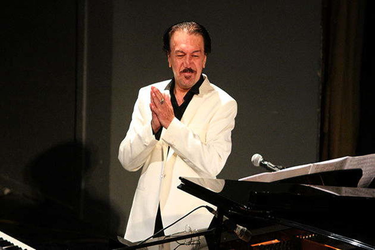 ناصر چشم آذر