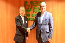 سفیر ایران در توکیو با موسس بنیاد صلح ساساکاوا دیدار کرد