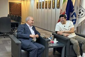 رایزنی آزمون و تاج در خیابان سئول