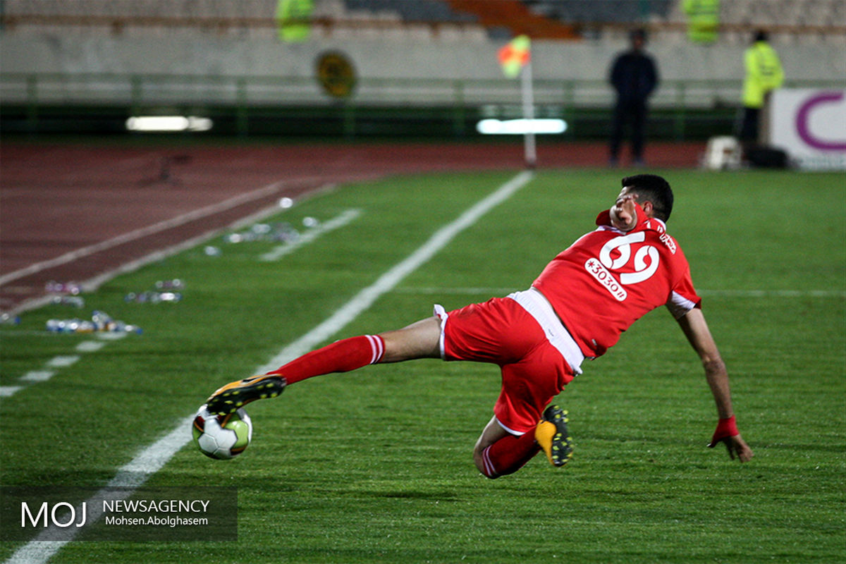 دیدار تیم های فوتبال پرسپولیس و پدیده مشهد