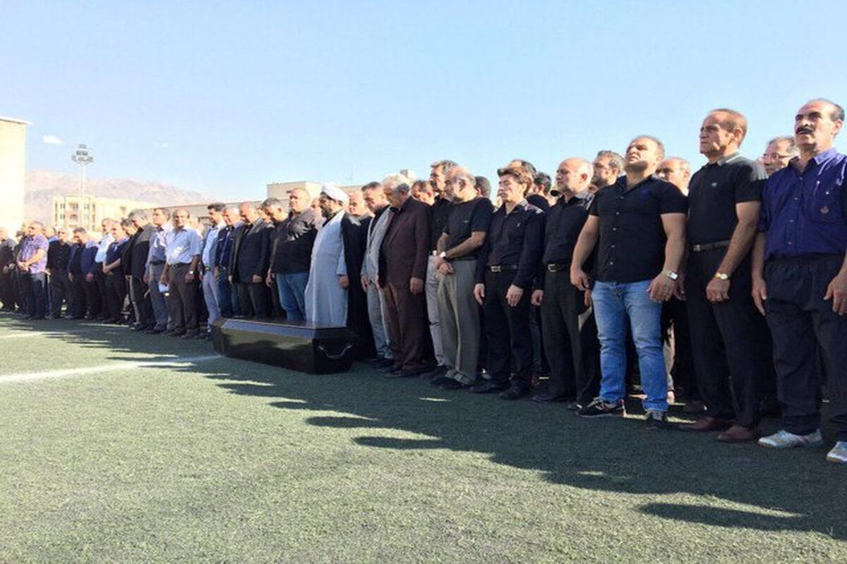 تشییع پیکر جعفر کاشانی