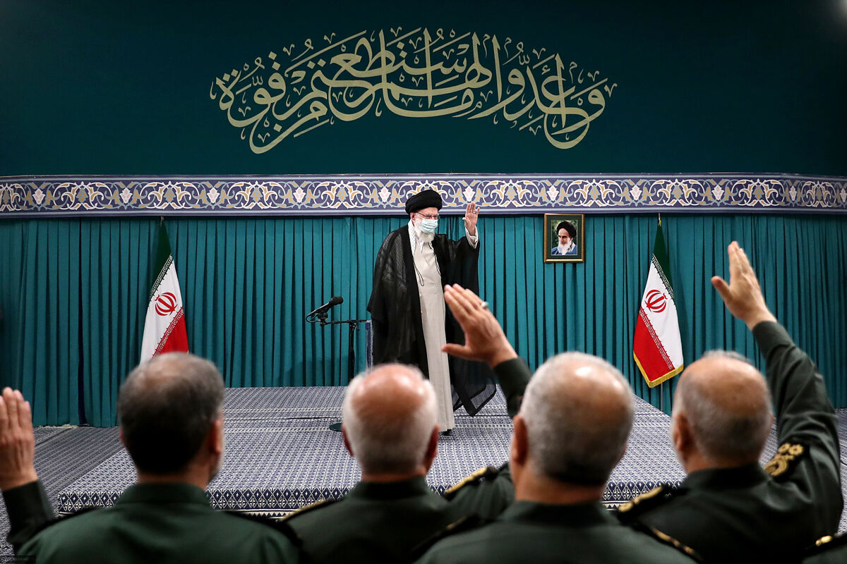 دیدار رهبری+ فرماندهان سپاه