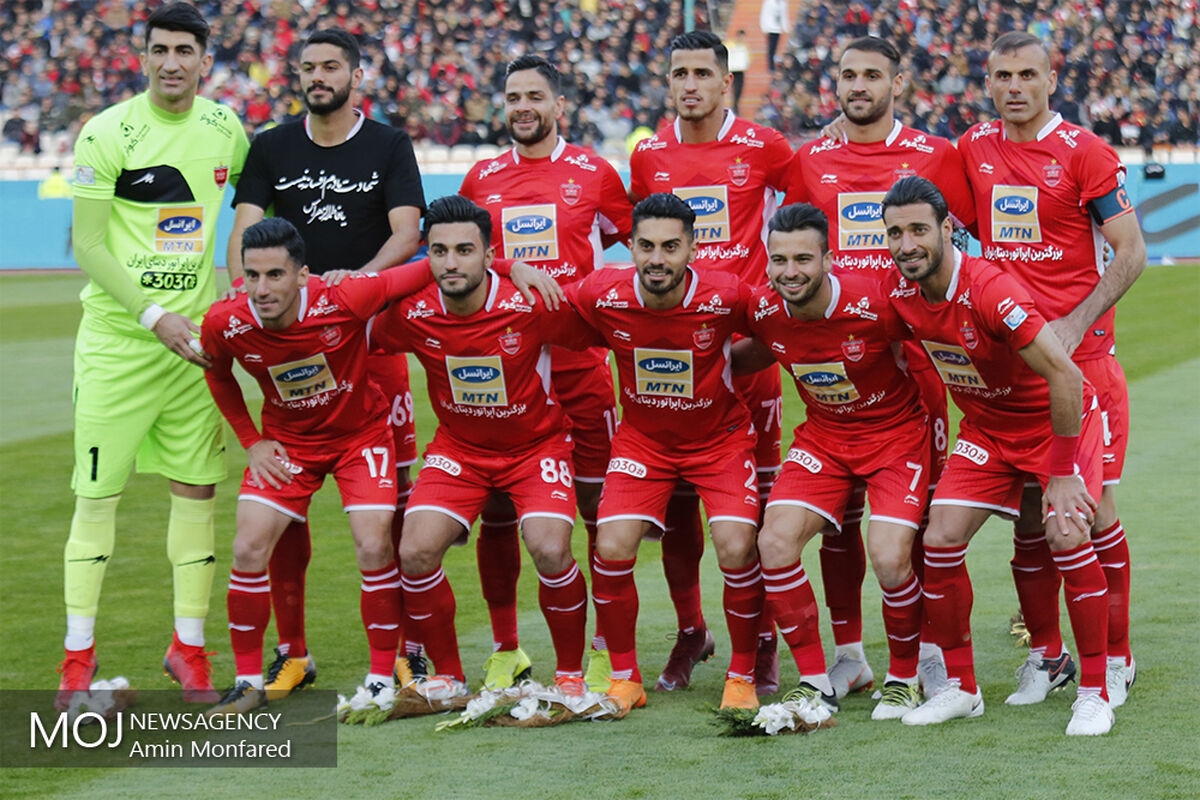 دیدار تیم های فوتبال پرسپولیس و پدیده مشهد