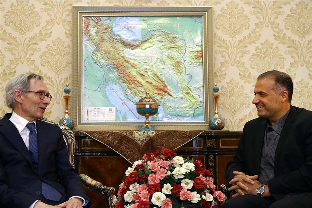 کاظم جلالی در دیدار با میشل دوکو