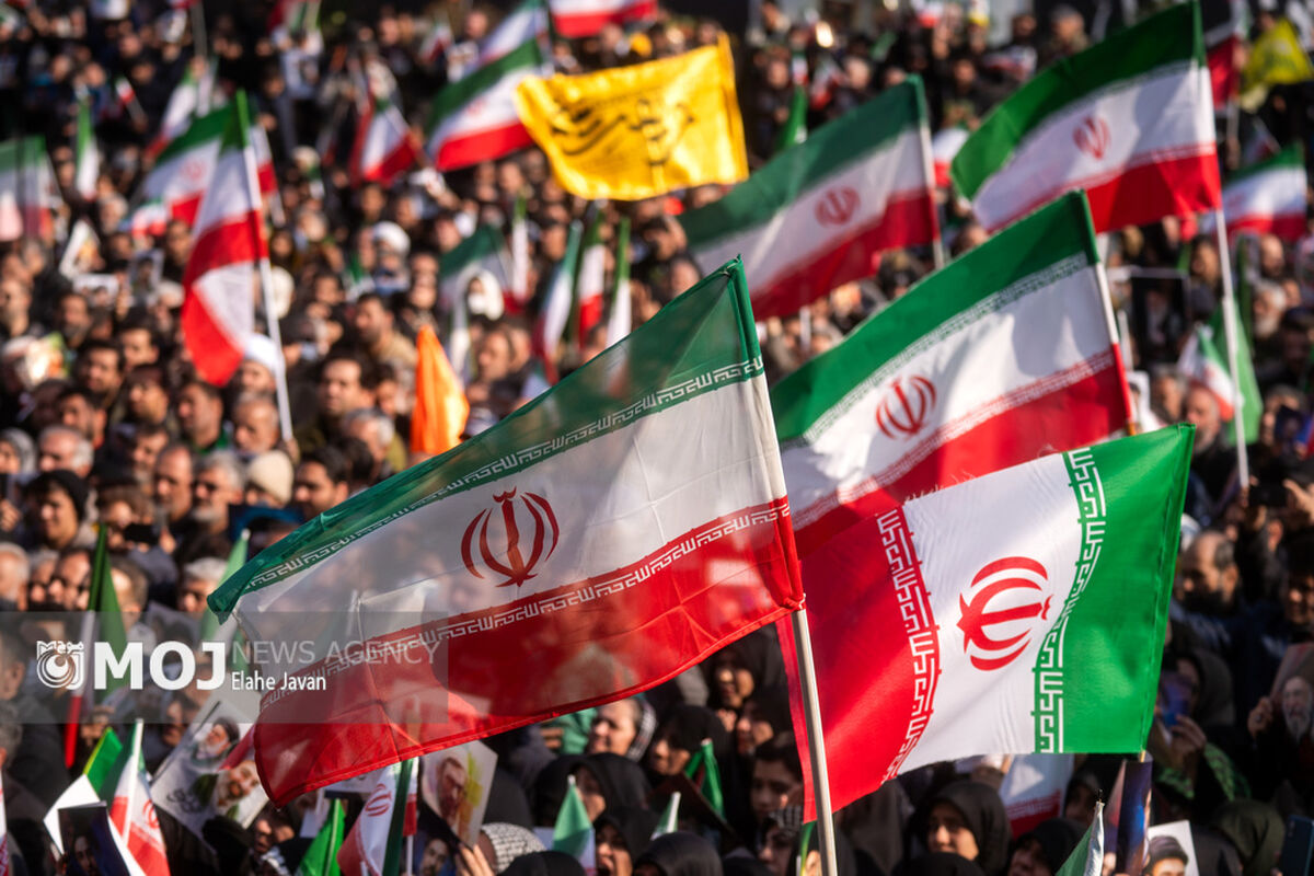 مراسم بیعت با سومین رهبر انقلاب اسلامی در تهران
