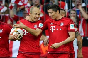 بازیکنان تیم ملی آلمان برای نویر آرزوی سلامتی کردند