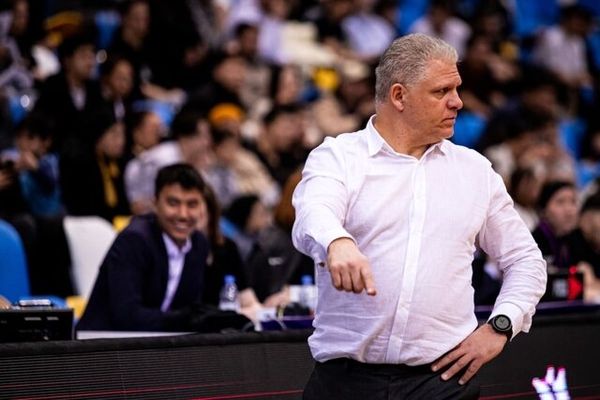 سوتیریس مانولوپولوس به اردوی تیم ملی بسکتبال ایران پیوست