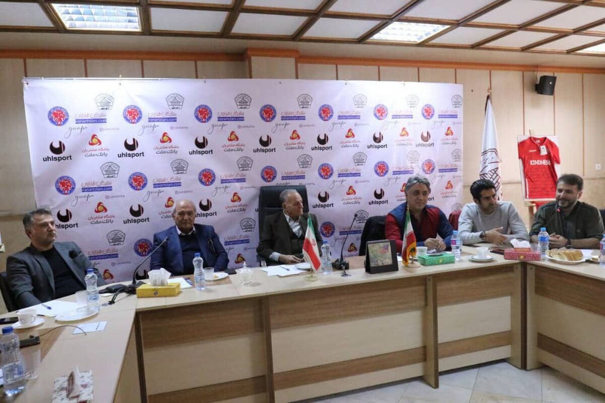 دربی هنرمندان