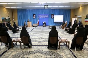 مادران زیر ۴۰ سال دارای ۳ فرزند در یزد تجلیل شدند