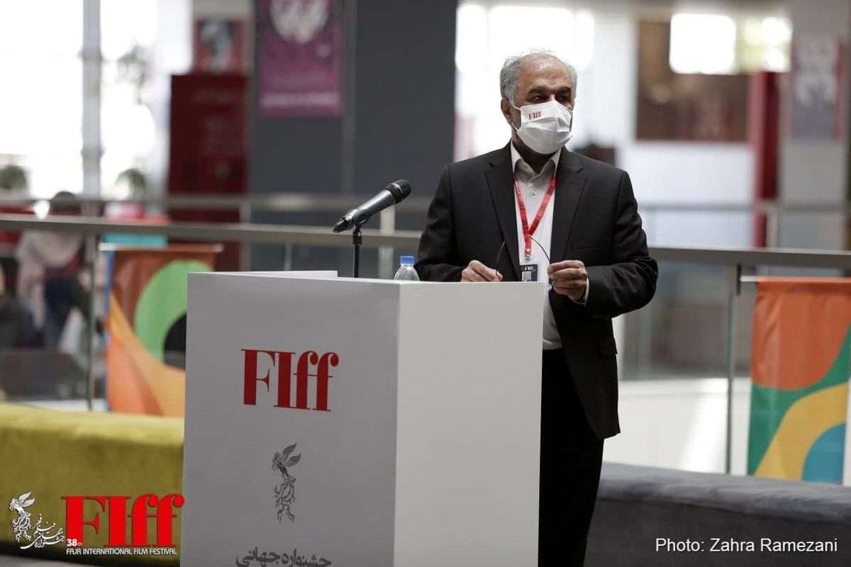 محمدمهدی عسگرپور در اختتامیه جشنواره جهانی فیلم فجر