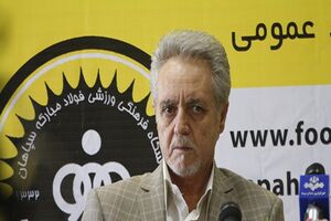 اصرار داریم که بازی‌ها در استادیوم و کشور خودمان برگزار شود