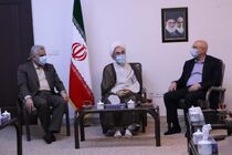 دیدار وزیر علوم، تحقیقات و فناوری و استاندار با نماینده ولی فقیه در گیلان 